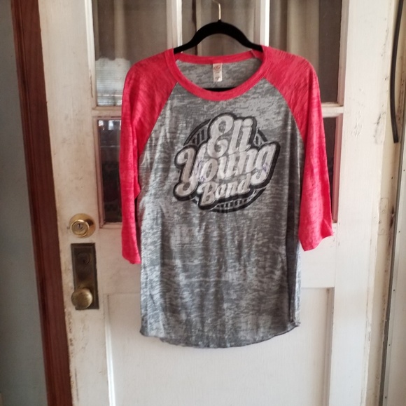 Alternative Apparel Tops - Alternative eli young band autograph tee